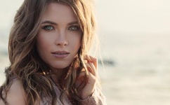 亚洲精品色播一区二区